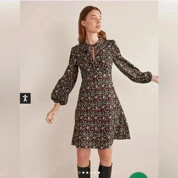 Boden Dresses & Skirts - Boden Tie Neck Shirt Dress size 10L